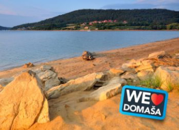 Stiahnite si Domašské pozadie na svoju pracovnú plochu v počítači