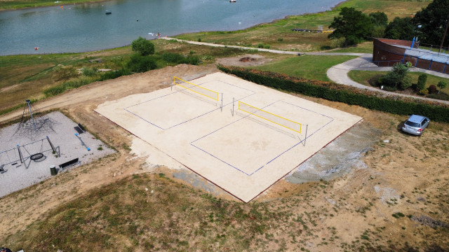 Na Dobrej pribudli nové beach volejbalové ihriská. Slávnostné otvorenie bude už túto sobotu