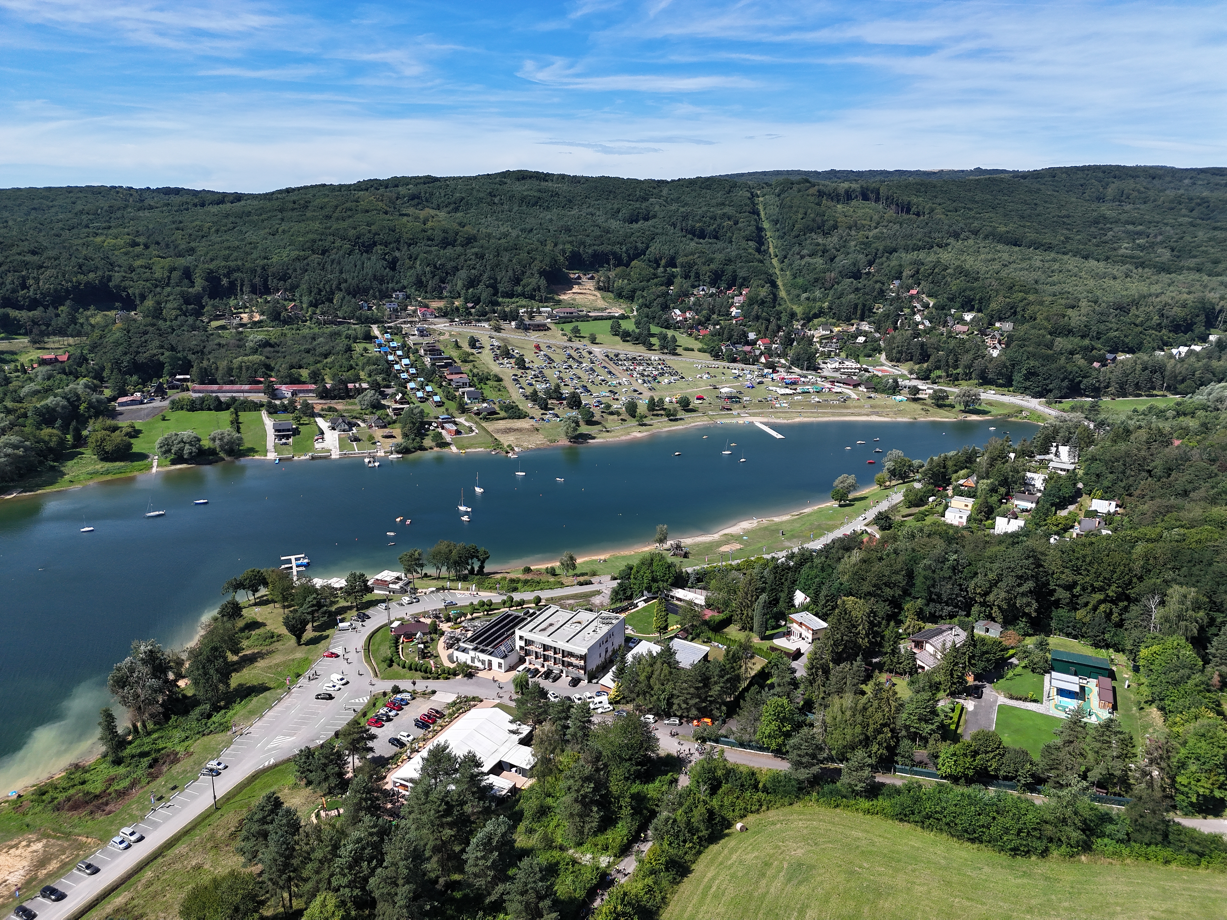 dji_fly_20240706_101600_0319_1720275705594_photo.jpg (11.57 MB)