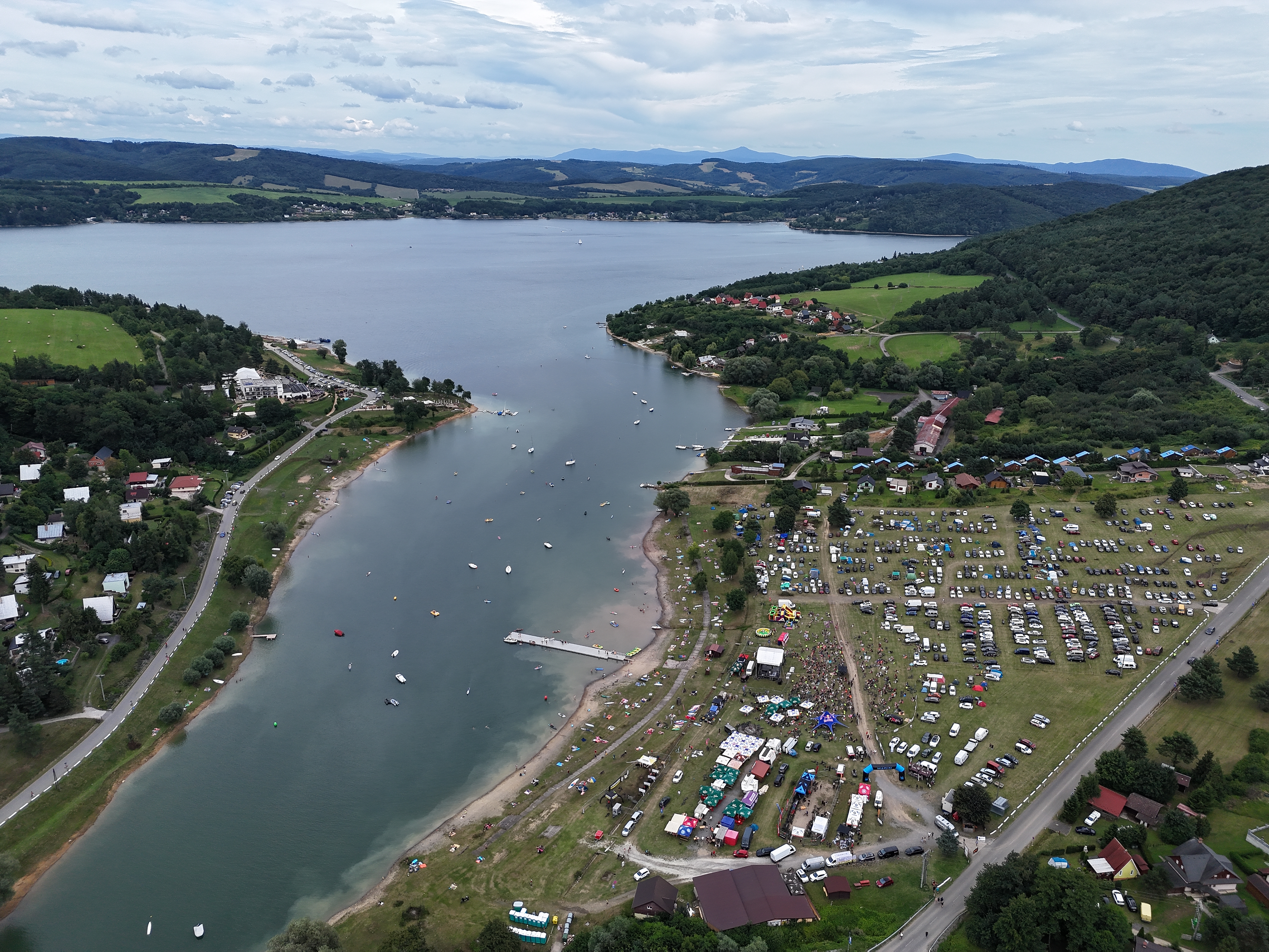 dji_fly_20240706_162244_0328_1720275745652_photo.jpg (9.41 MB)